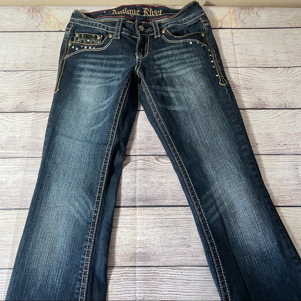 Antique Rivet Jeans - Picture 3 of 9